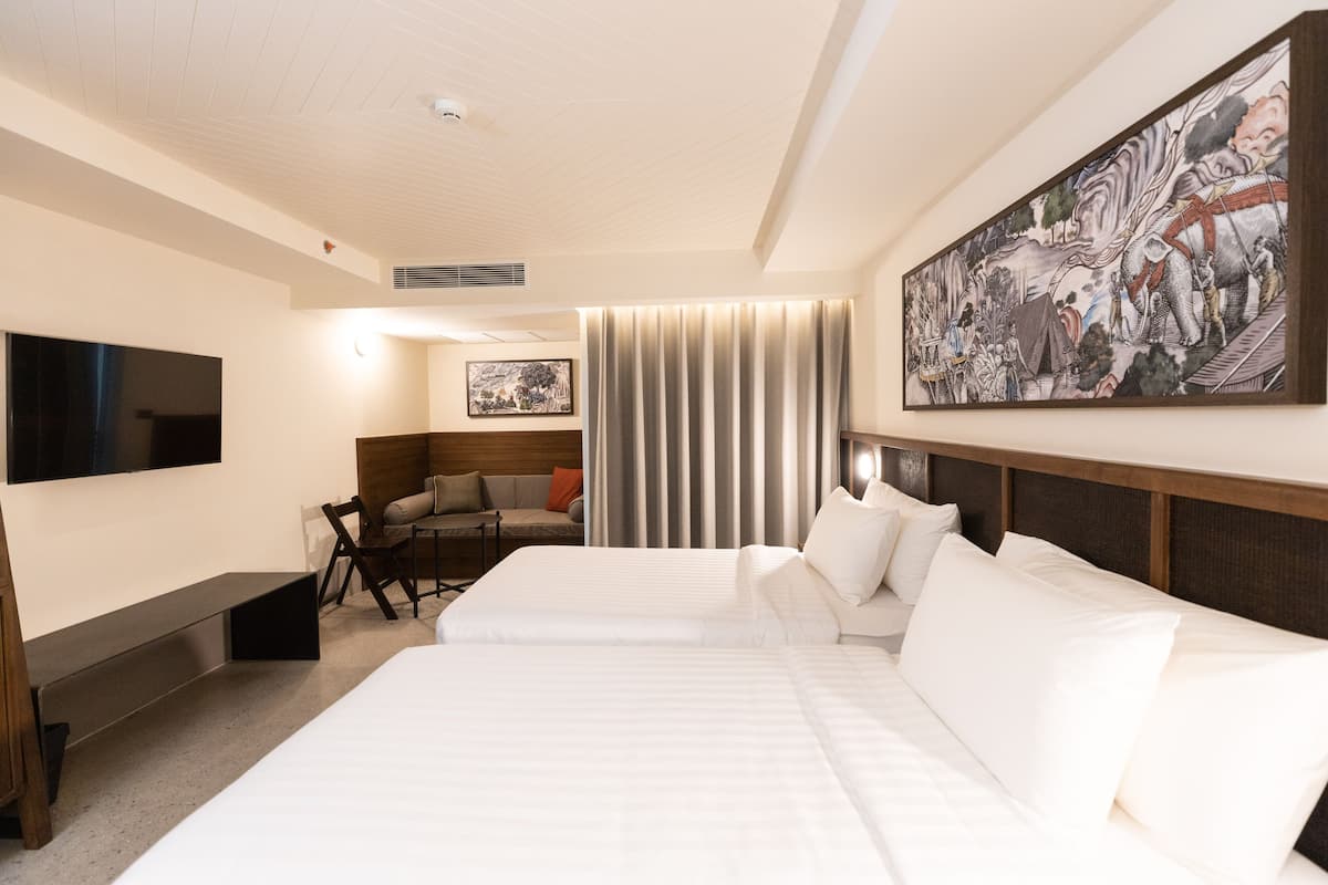 Deluxe Twin Room | Premium bedding, minibar, in-room safe, desk