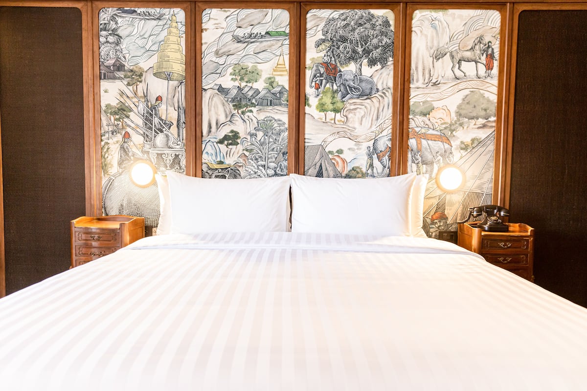Junior Suite | Premium bedding, minibar, in-room safe, desk