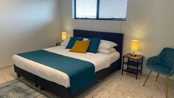 1 bedroom, in-room safe, desk, iron/ironing board