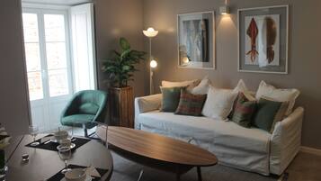 Appartement Familial, 1 chambre | Coin séjour | Télévision à écran plat de 50 cm avec chaßnes par cùble