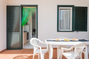 Basic House | Terrace/patio