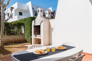 BBQ/picnic Area - White Sea Villas by Wonderful Italy (Carovigno)