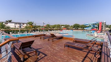 Sun deck