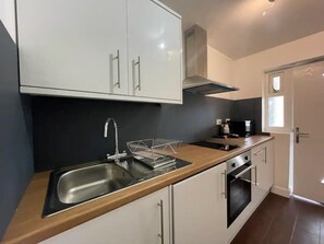 Fridge, microwave - King Studio (Private Kitchen) 1 (Kidlington, Oxfordshire)