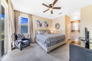 3 bedrooms, desk, iron/ironing board, travel crib