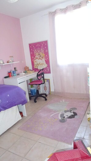 3 Schlafzimmer, Bügeleisen/Bügelbrett, WLAN, Bettwäsche