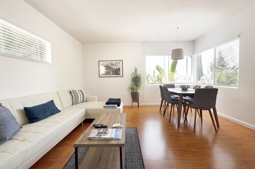 30% OFF! Malibu Peaceful Getaway • Beach • Ocean