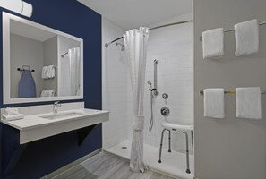 Bathroom - Atrea Inn Amarillo (Amarillo)