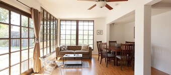 30% OFF! Malibu Serene Cottage w/King Bed • Beach View • BBQ