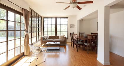 30% OFF! Malibu Serene Cottage w/King Bed • Beach View • BBQ