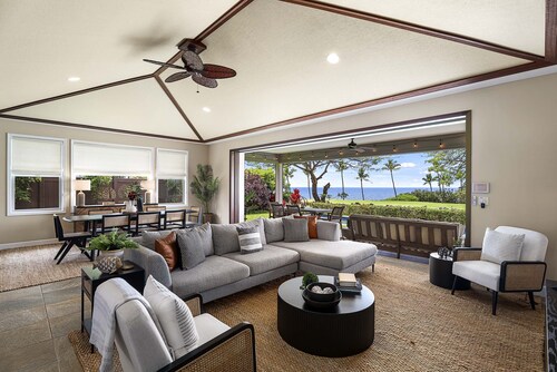 Holua Kai #27: Luxury Oceanfront Villa w/Private and Resort Pools & Spas