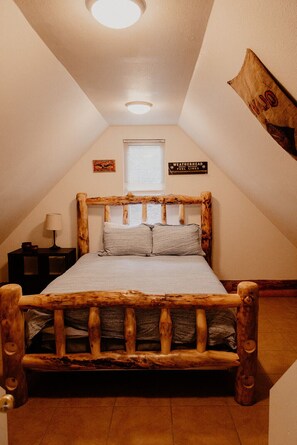 3 habitaciones y ropa de cama