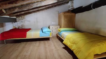 1 quarto, ferros/tábuas de passar roupa, Wi-Fi de cortesia