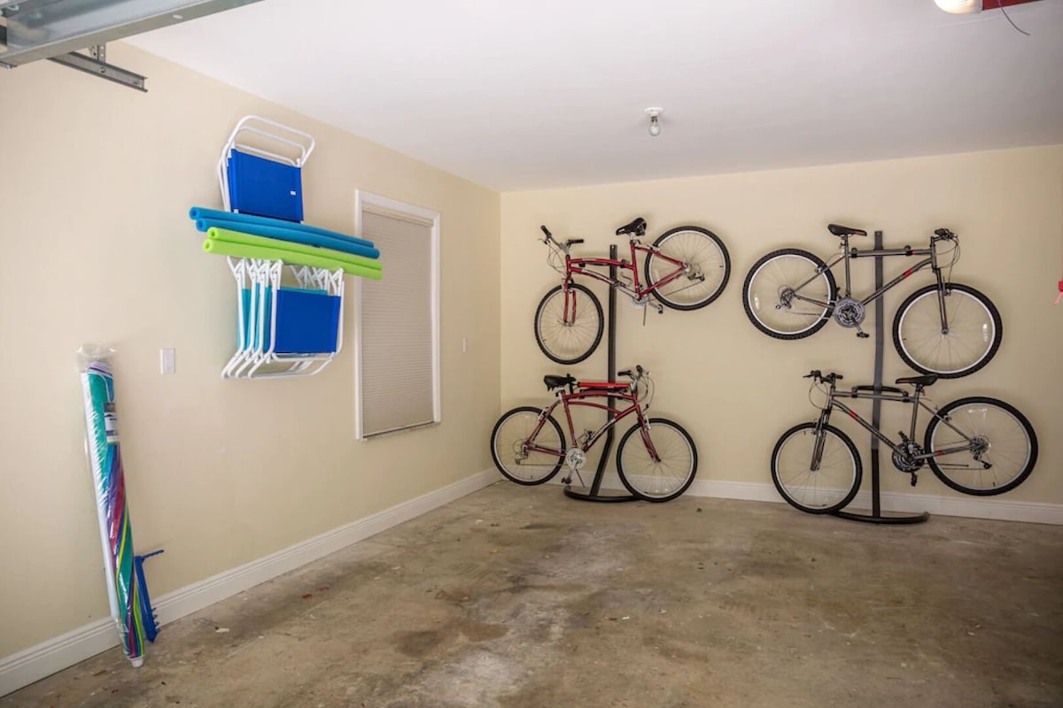 Photo 15 of NEW - Close to MERCATO & BEACH Designer Pool Home on Estate Lot! 3+bedrooms!