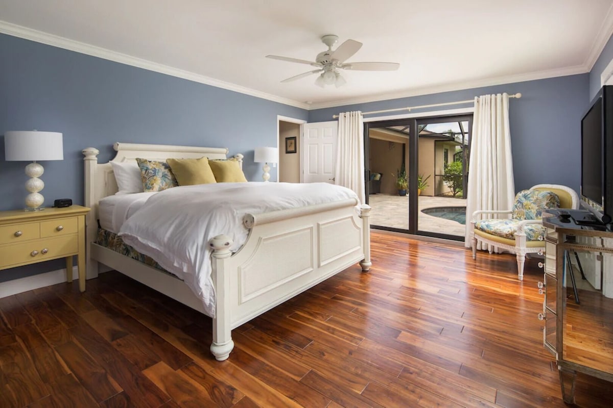 Photo 5 of NEW - Close to MERCATO & BEACH Designer Pool Home on Estate Lot! 3+bedrooms!