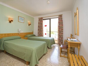 Room - Hotel Bahia Playa (Sant Josep de sa Talaia)