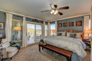 3 soverom, strykejern/-brett, reiseseng for barn og wi-fi (inkludert)