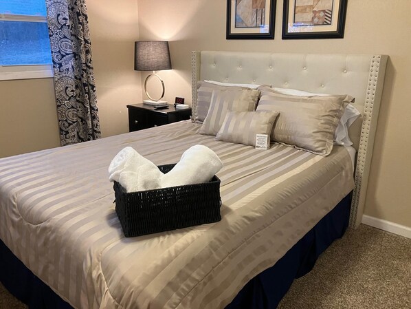 3 bedrooms, desk, iron/ironing board, free WiFi