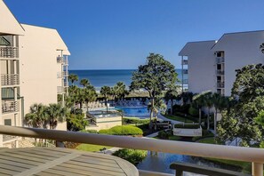 Property grounds - Ocean Views at Villamare in Palmetto Dunes, Steps to the Beach! (Hilton Head Island)