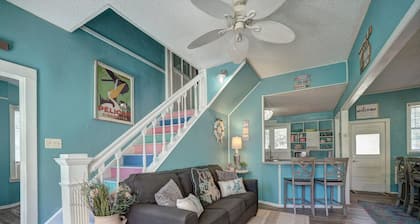 Miller"s Shabby Chic Coast 5 bedroom house blocks from downtown