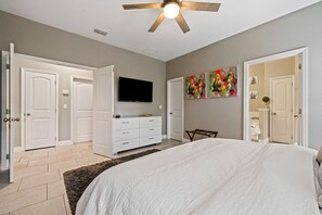 5 Schlafzimmer, Bügeleisen/Bügelbrett, kostenloses WLAN, Bettwäsche