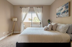 2 Schlafzimmer, Bügeleisen/Bügelbrett, Reisekinderbett, WLAN