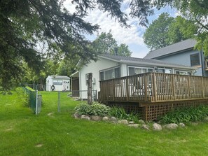 Exterior - Maple Lake Cabin (Maple Lake)