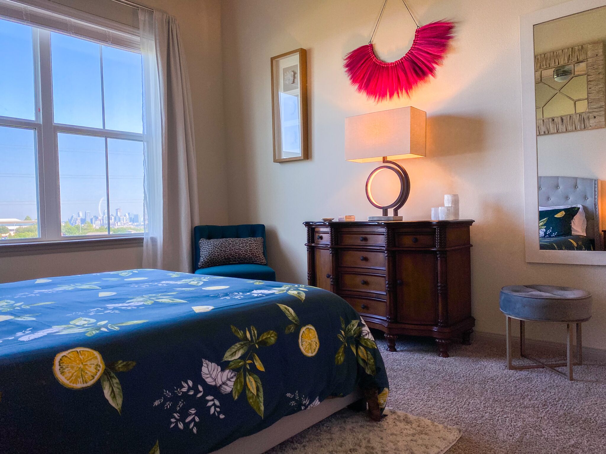 2 habitaciones, tabla de planchar con plancha y wifi gratis 