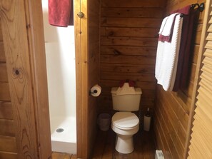Bruser, håndklæder, Toiletpapir