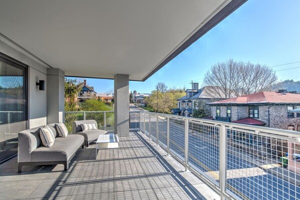 Terrace/patio - Luxury Condo, Downtown Asheville (Asheville)