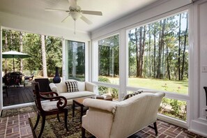 Smart TV, fireplace, books