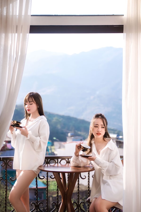 Terrace/patio - Unique Villa (Sa Pa)