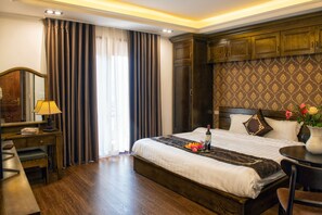 Down duvets, individually furnished, desk, laptop workspace - Unique Villa (Sa Pa)