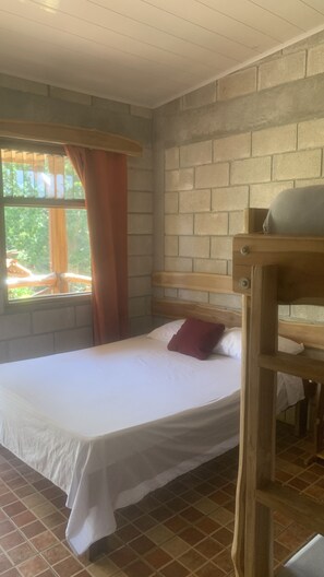 1 bedroom, free WiFi, bed sheets - Rustic jungle lodge in a tranquil garden setting - Room 5 Family room (Marbella)