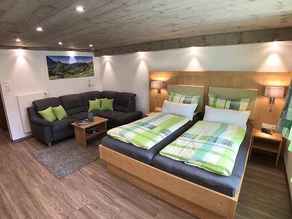 1 bedroom, internet, bed sheets