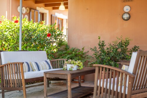 Holiday Home "Es Viola" with Mountain Views, Pool, Wi-Fi, Garden and Terrace