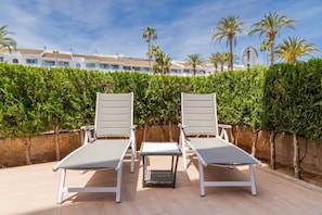 Terrace/patio - Vacation Apartment "Es Pinaret" with Wi-Fi & Terrace; Parking Available on Street (Pollensa)