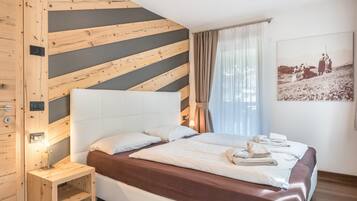 2 Schlafzimmer, BĂŒgeleisen/BĂŒgelbrett, kostenloses WLAN, BettwĂ€sche