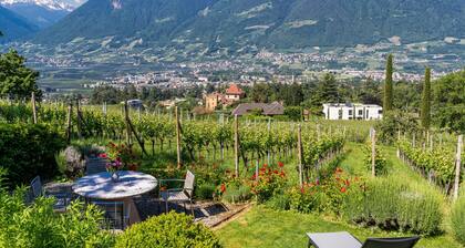 Appartement de vacances "Barrique" avec vue sur la montagne, Wi-Fi et jardin