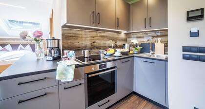 Vacation Apartment "Barrique" with Mountain View, Wi-Fi and Garden