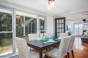 Dining - Luxury Home w/ Private Heated Pool, Cabana, BBQ | Near Siesta Key Beach | RV/Boat Parking Available! (Sarasota)