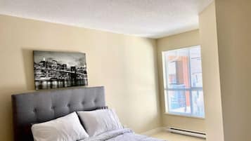 2 bedrooms, iron/ironing board, free WiFi, bed sheets