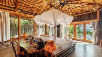 Minibar, in-room safe, desk, laptop workspace