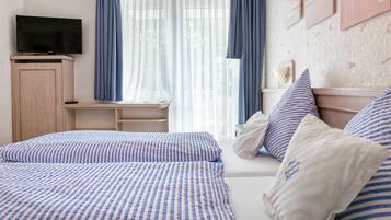 1 間睡房、房內夾萬、書桌、Wi-Fi