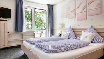 1 bedroom, in-room safe, desk, WiFi