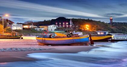 Comfortable 2-level apartments close to the beach