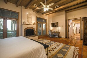 4 Schlafzimmer, Bügeleisen/Bügelbrett, WLAN, Bettwäsche