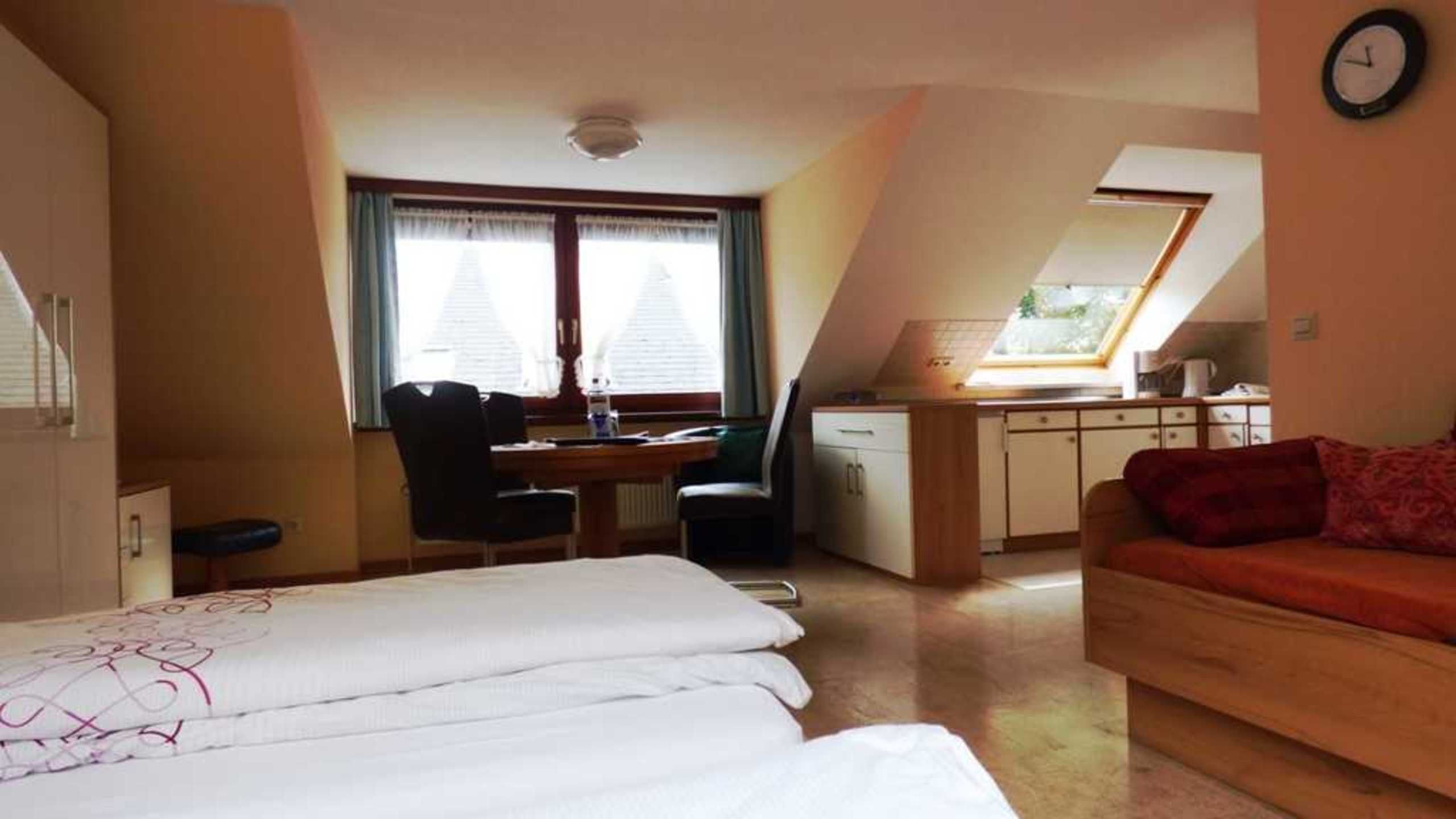 1 chambre, lit parapluie, Wi-Fi, draps fournis