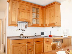 Fridge, microwave, dishwasher, coffee/tea maker