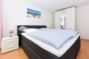 1 Schlafzimmer, Reisekinderbett, WLAN